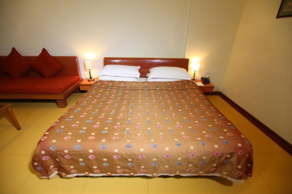 Shilpi Hill Resort Saputara Exteriör bild